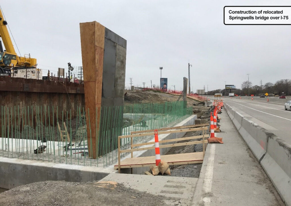 Construction of relocated Springwells bridge over I-75