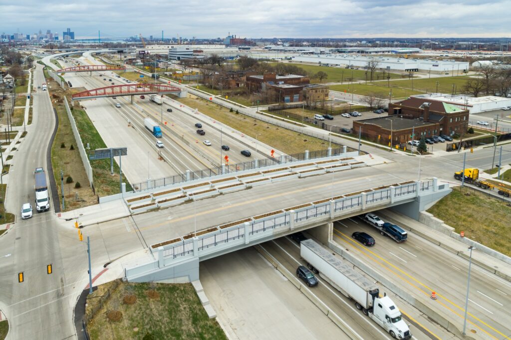 Michigan Interchange Progress Photo - December 2024 (28)
